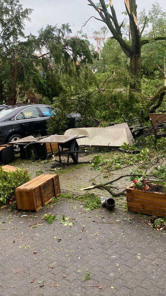 Zerstörungen in Lippstadt nach dem Durchzug eines Unwetters, mutmaßlich eines Tornados.