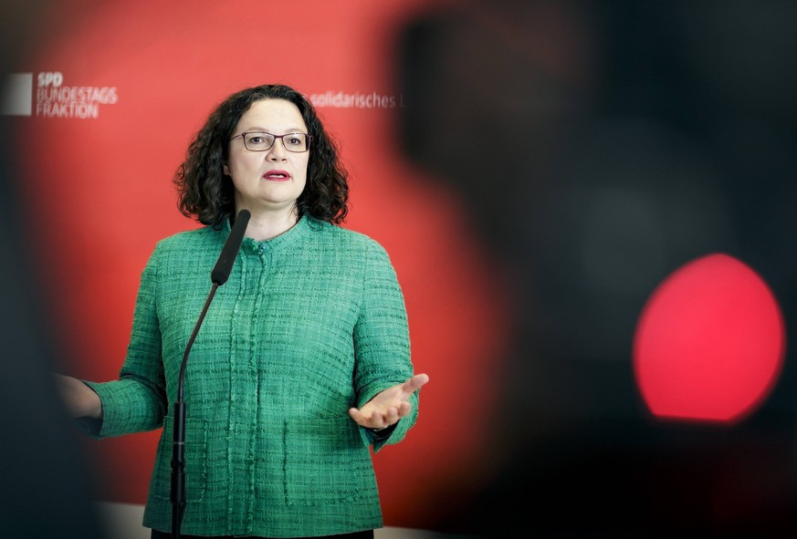 Andrea Nahles, SPD Fraktionsvorsitzende gibt vor einer Fraktionssitzung im Bundestag Journalisten ein Statement in Berlin. 02.04.2019. Berlin Deutschland *** Andrea Nahles SPD faction leader gives jou ...