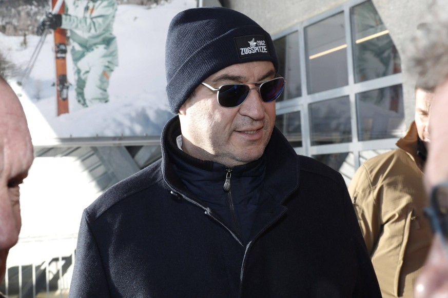 Markus Söder bei einem Pressetermin zum Thema Sicherer Wintersport in den Bergen auf der Zugspitze. Garmisch-Partenkirchen, 04.01.2023 *** Markus Söder at a press event on the subject of safe winter s ...