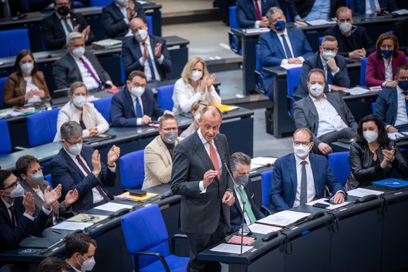 Friedrich Merz, CDU-Bundesvorsitzender, spricht aus der Unionsfraktion.