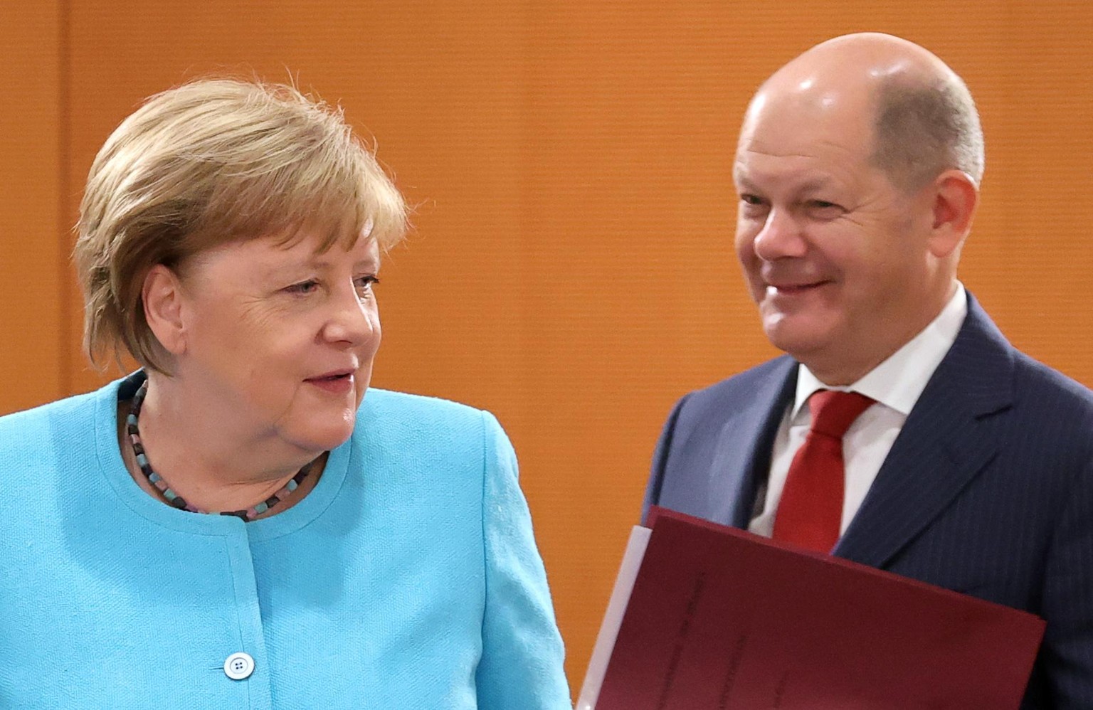 Bundeskanzlerin Angela Merkel (CDU) und Finanzminister Olaf Scholz (SPD).