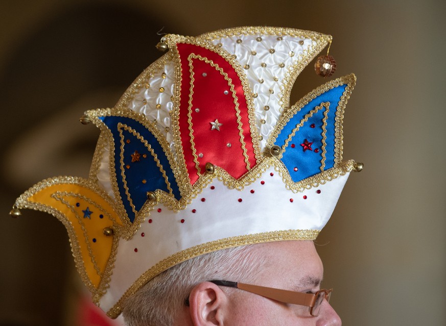 Karneval bedeutet: Narren reden. Und oftmals überschreiten sie dabei nicht nur die Grenzen des guten Geschmacks.