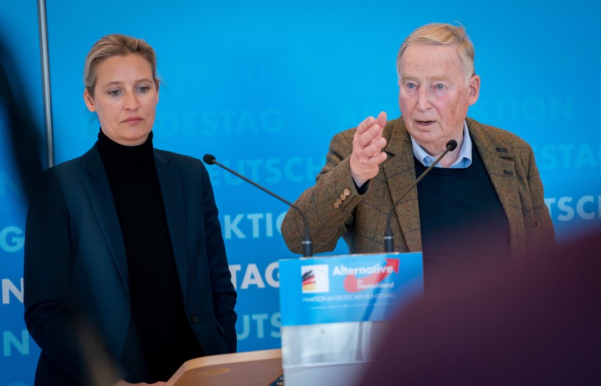 23.02.2021, Berlin: Alice Weidel, Fraktionsvorsitzende der AfD, und Alexander Gauland, Fraktionsvorsitzender der AfD, geben eine Pressekonferenz vor der digitalen Fraktionssitzung ihrer Partei im Bund ...