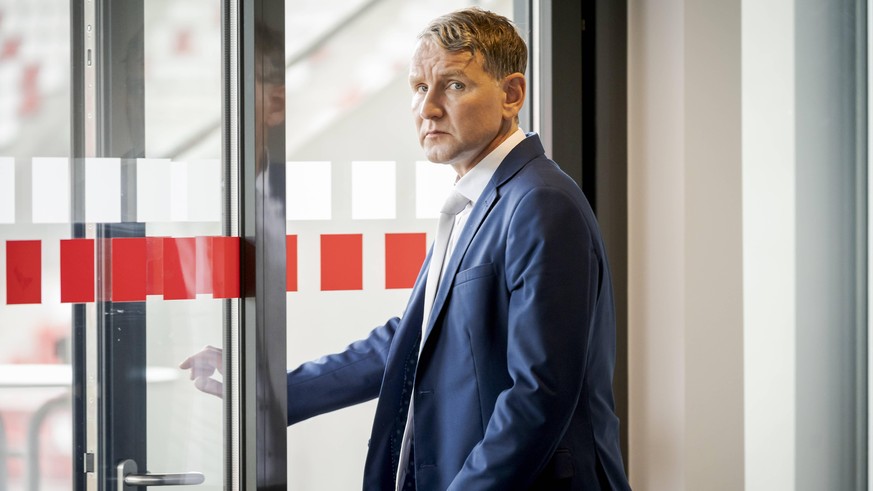 THÜRINGER LANDTAG SONDERPLENUM 05/06/2020 - Erfurt: Björn Höcke AfD während der 15. Plenarsitzung des Thüringer Landtags am 5. Juni 2020 in der Arena Erfurt. / *** THÜRINGER LANDTAG SONDERPLENUM 05 06 ...