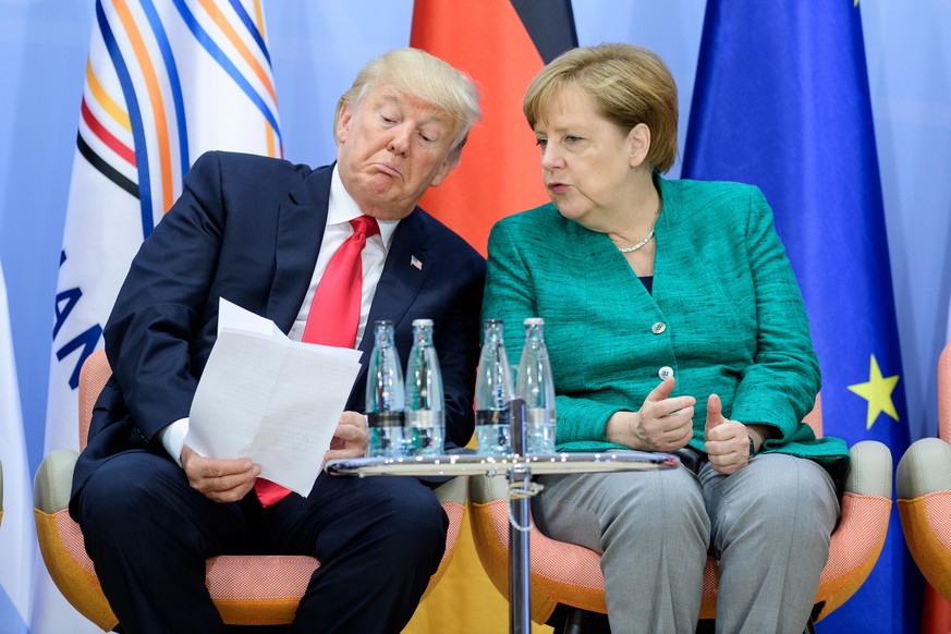 Verstehen sich wohl doch besser als gedacht: Donald Trump (l.) und Angela Merkel (r.).