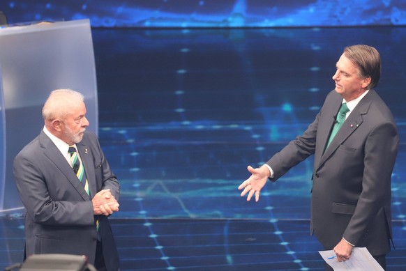 Brasilien, Fernsehdebatte mit da Silva und Bolsonaro in Sao Paulo RECORD DATE NOT STATED October 16, 2022, Sao Paulo, Brazil: Debate between the candidates for the Presidency of Brazil Jair Bolsonaro ...