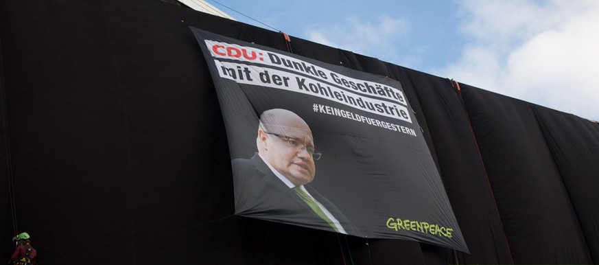 Die Zentrale der CDU ist verhüllt.