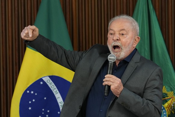 Brazil&#039;s President Luiz Inacio Lula da Silva speaks during a meeting with governors and leaders of the Supreme Court and the National Congress, in defense of democracy and against non-democratic  ...
