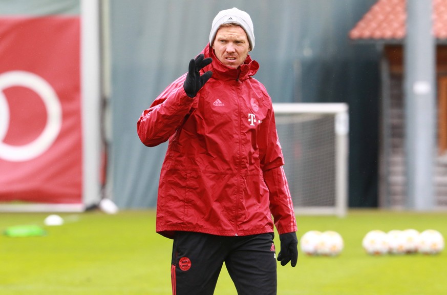 Trainer Julian Nagelsmann, Gestik, gestikuliert, Portraet, Portrait, Fussball / Champions League / FC Bayern Muenchen -Abschlusstraining des FC Bayern M�nchen vor dem UEFA Champions League Viertelfina ...