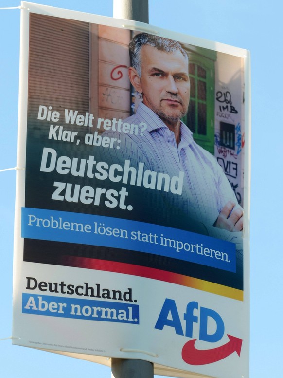 31.08.2021,Berlin,Deutschland,GER,Wahlwerbung der AfD - Deutschland zuerst. *** 31 08 2021,Berlin,Germany,GER,AfD election campaign Germany first