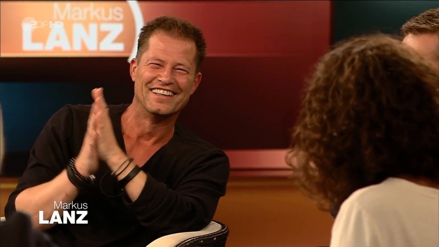 Schauspieler Til Schweiger erntet in der Show von Markus Lanz am Mittwochabend viel Applaus. 