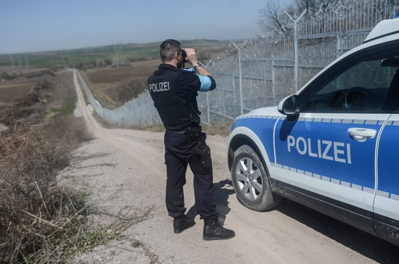 Auch deutsche Polizisten bewachen die bulgarisch-türkische Grenze.
