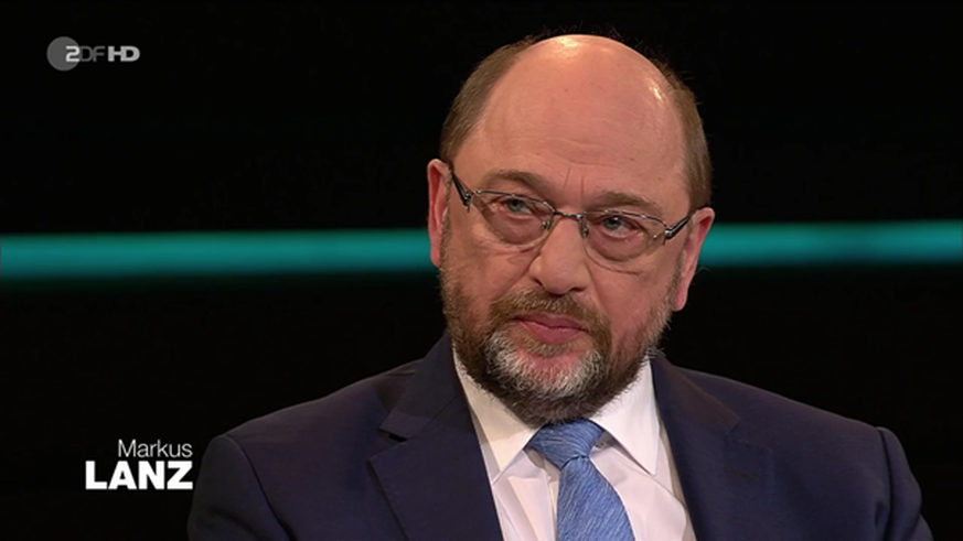 Martin Schulz (SPD) glaubt daran, dass Olaf Scholz ein guter Kanzlerkandidat ist und die Wahl gewinnen kann.