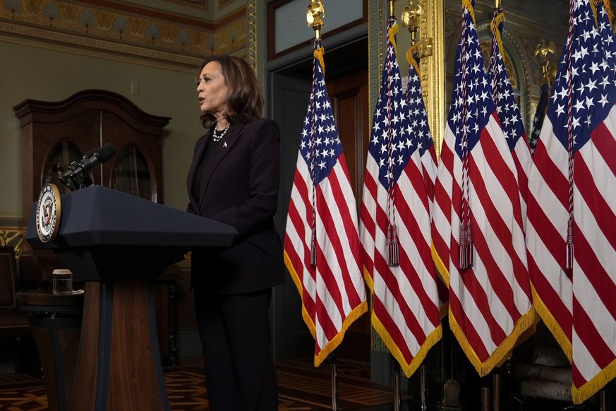 25.07.2024, USA, Washington: US-Vizepräsidentin Kamala Harris spricht nach einem Treffen mit dem israelischen Premierminister Netanjahu im Eisenhower Executive Office Building auf dem Gelände des Weiß ...