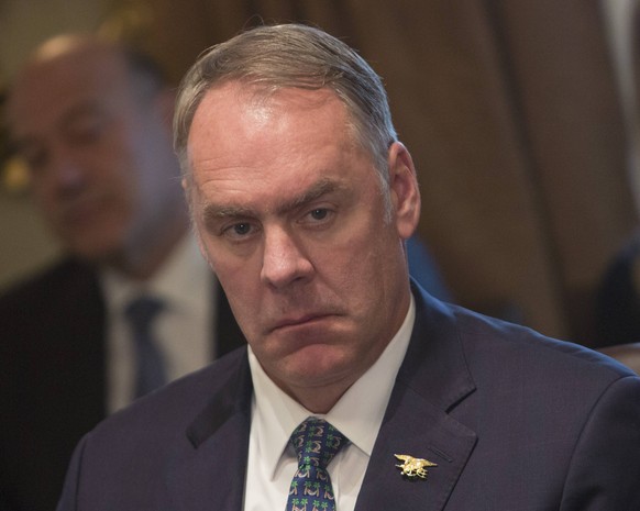 U.S. Secretary of the Interior Ryan Zinke attends a Cabinet meeting at The White House in Washington, DC, December 20, 2017. PUBLICATIONxINxGERxSUIxAUTxHUNxONLY WAX20171220326 ChrisxKleponis