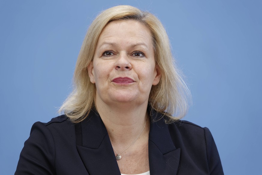 Verfassungsschutzbericht 2021 vorgestellt 2022-06-07, Deutschland, Berlin. Bundespressekonferenz, Vorstellung des Verfassungsschutzberichts 2021. Im Bild Nancy Faeser SPD, Bundesministerin des Inneren ...