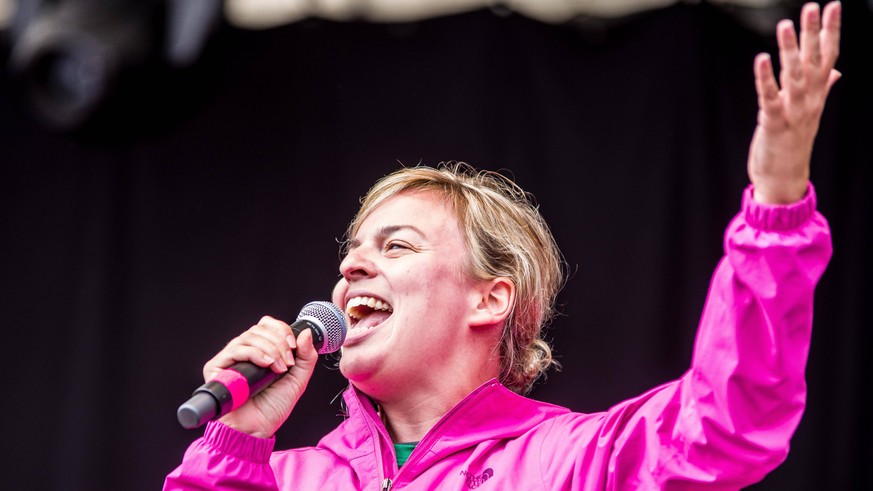 July 22, 2018 - Munich, Bavaria, Germany - KATHARINA SCHULZE of the Green Party. Despite extremely heavy rains, more than 25,000 demonstrators took to the streets to march against the politics of the  ...