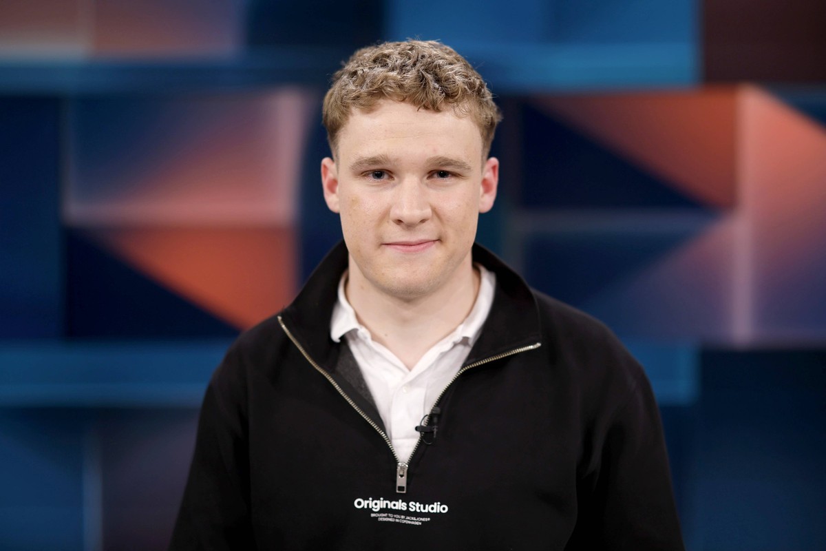 Sch�lervertreter Quentin G�rtner, Generalsekret�r der Bundessch�lerkonferenz, in der ARD-Talkshow hart aber fair in den WDR-Studios K�ln. K�ln, 27.10.2025 NRW Deutschland *** Student representative Qu ...