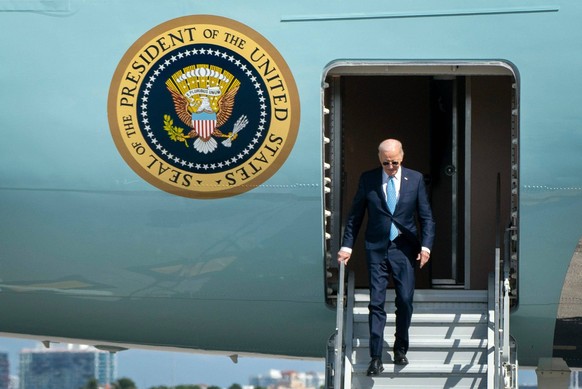 Syndication: USA TODAY President Joe Biden arrives on Air Force One at Palm Beach International Airport to campaign in Florida on Jan. 30, 2024. Asked if he holds Iran responsible for the deaths of th ...