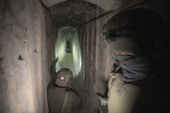 UPDATES INSTRUCTIONS - Israeli soldiers show the media an underground tunnel found underneath Shifa Hospital in Gaza City, Wednesday, Nov. 22, 2023. Israel says that Hamas militants sought cover on th ...