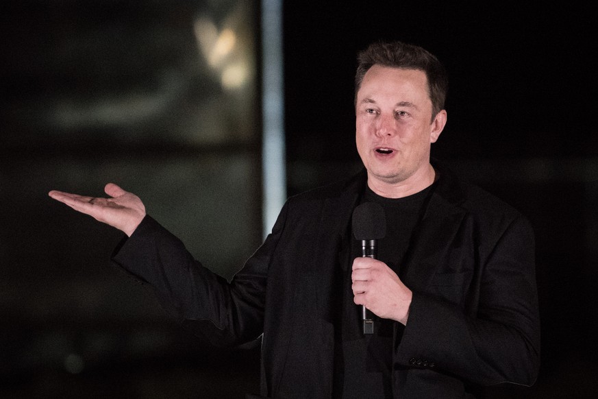 BOCA CHICA, TX - SEPTEMBER 28: SpaceX CEO Elon Musk gives an update on the next-generation Starship spacecraft at the company&#039;s Texas launch facility on September 28, 2019 in Boca Chica near Brow ...