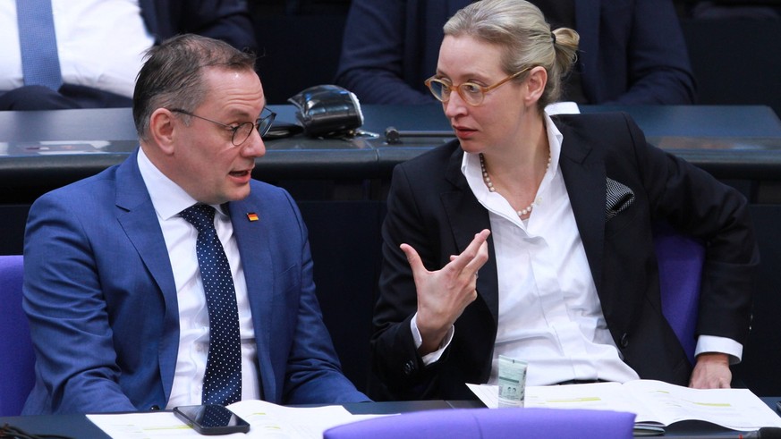 Berlin, Deutschland, 19.01.2024: Deutscher Bundestag: Sitzungswoche, 148. Sitzung: Tino Chrupalla und Alice Weidel, AfD *** Berlin, Germany, 19 01 2024 German Bundestag Sitting week, 148th sitting Tin ...