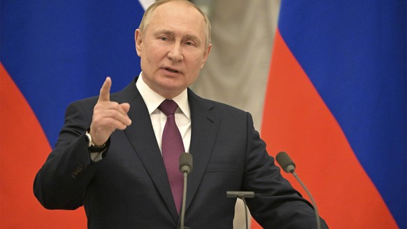 Ukraine Konflikt, Historie February 15, 2022, Moscow, Moscow Oblast, Russia: Russian President Vladimir Putin comments during a joint press conference with German Chancellor Olaf Scholz, following bil ...