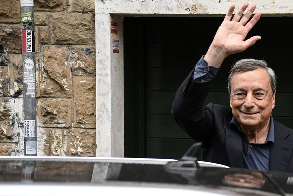 September 25, 2022, ROME, ITALIA: Italian Prime Minister, Mario Draghi, during voting operations in the Italian general election at a polling station in Rome, Italy, 25 September 2022. Italy holds its ...