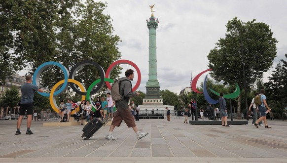 Illustration of the logo of the Olympic and Paralympic Games Place de la Bastille in Paris NEWS Illustration of the logo of the Games Paris 14 07 2024 JonathanRebboah Panoramic PUBLICATIONxNOTxINxFRAx ...