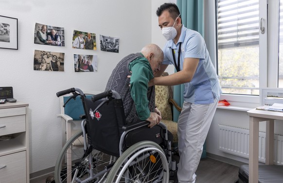 Pflegekräfte sollen mit einer Prämie für ihre Leistungen honoriert werden.