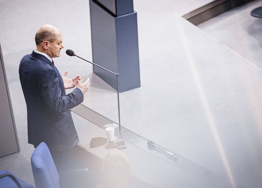 Olaf Scholz während seiner ersten Regierungsbefragung im Bundestag. 
