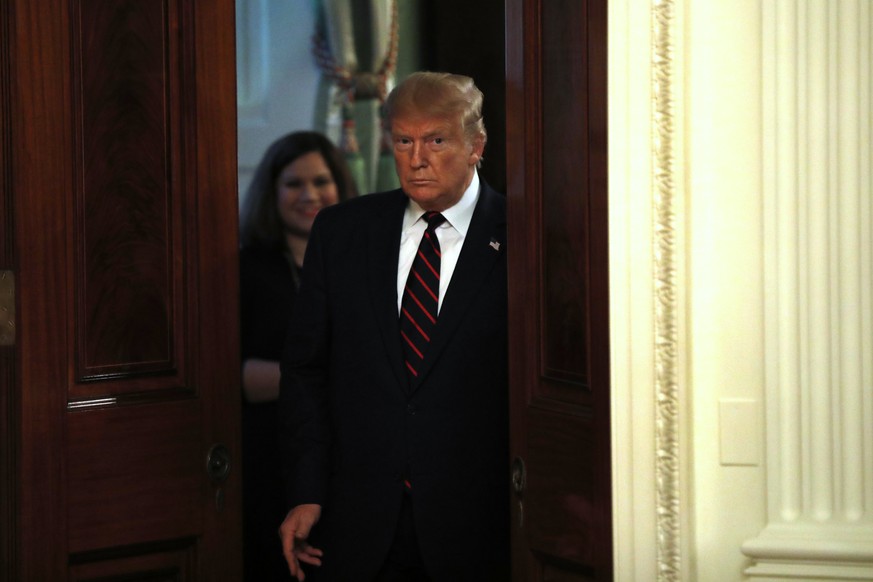 September 27, 2019, Washington, District of Columbia, USA: United States President Donald J. Trump arrives to deliver remarks at the Hispanic Heritage Month Reception at the White House in Washington, ...