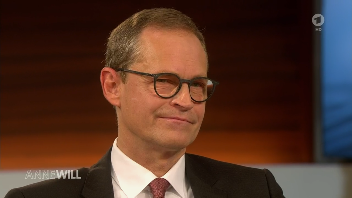 Berlins Regierender Bürgermeister Michael Müller (SPD) verwirrt mit einer Spielplatz-Aussage.