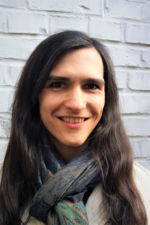 Hannah Engelmann-Gith ist Referentin für Gender Diversity und hat ein Buch zu anti-queerer Ideologie verfasst.