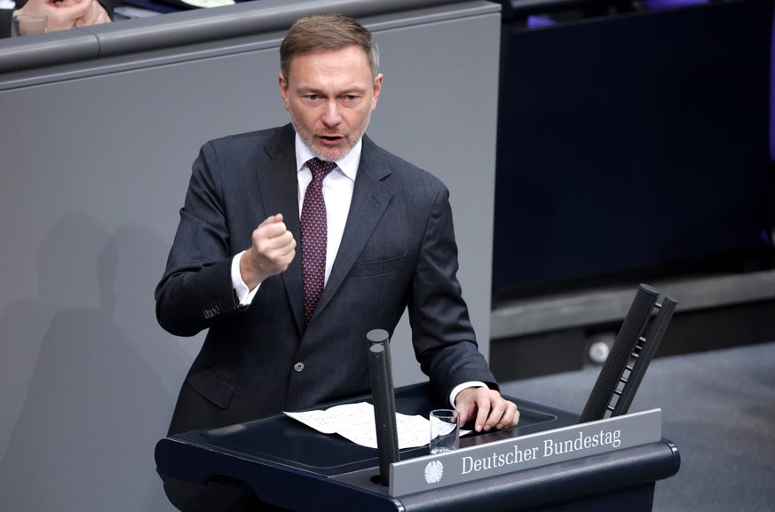 Christian Lindner, Vorsitzender der FDP, waehrend seiner Rede, 212. Sitzung des Deutschen Bundestages, Berlin, 11.02.2025 *** Christian Lindner, Chairman of the FDP, during his speech, 212th session o ...