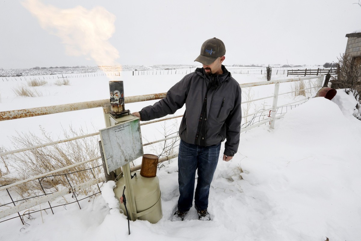 FILE - Eric Hjermstad, co-owner and director of field operations for Western Weather Consultants, adjusts the amount of silver iodide released near Breen, Colo., Jan. 15, 2016, with the hopes of incre ...
