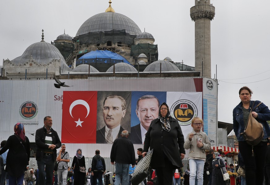 Der Wahlkampf hat in der Türkei – wie hier in Istanbul – längst begonnen.