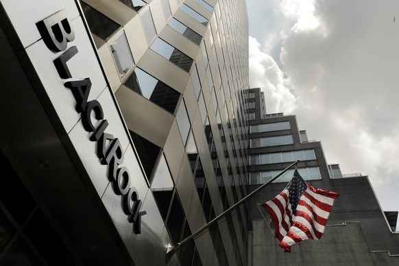 FILE PHOTO: A sign for BlackRock Inc on its building in New York, U.S., July 16, 2018. REUTERS/Lucas Jackson/File Photo