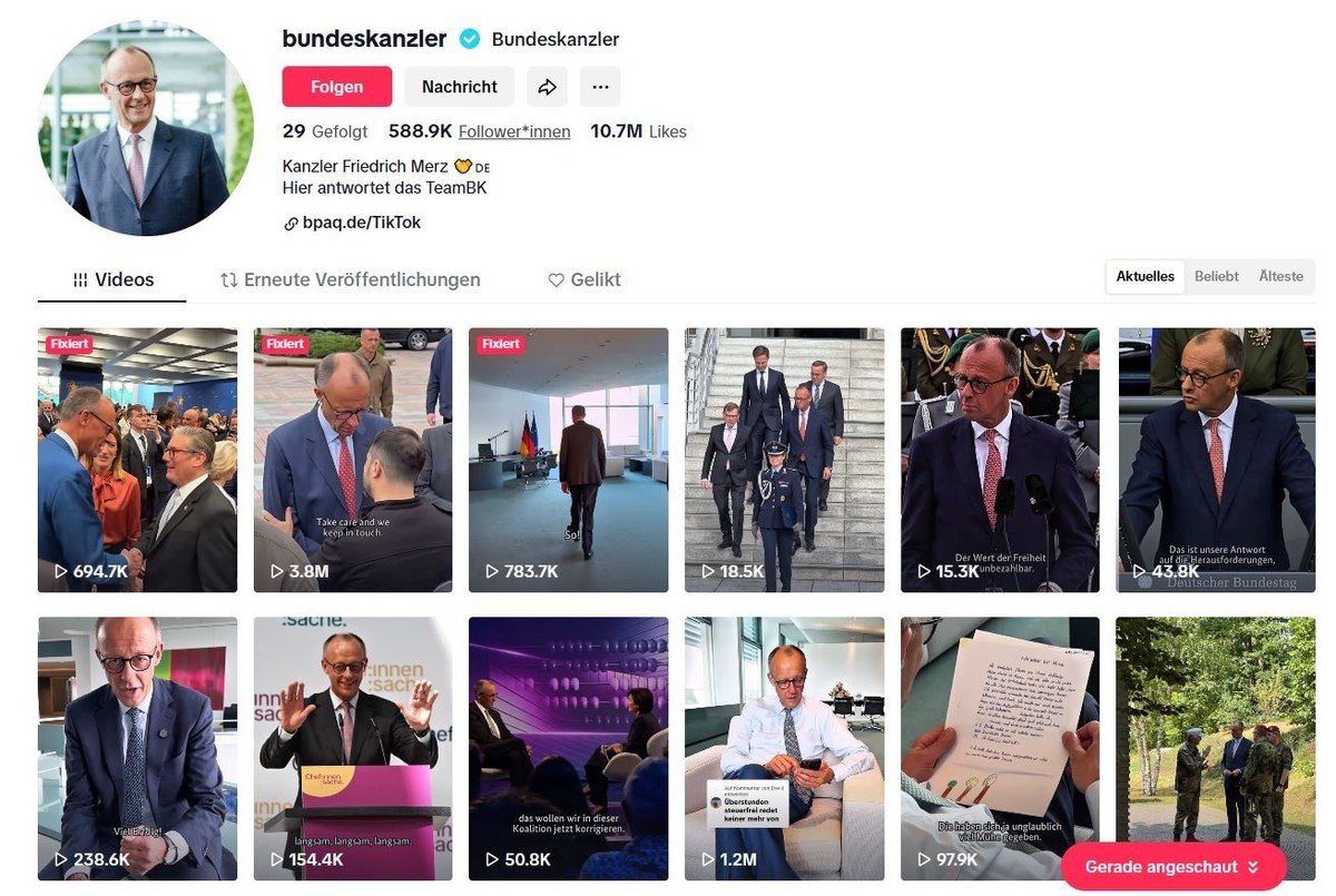 Mit nahbarem Image versucht sich Bundeskanzler Friedrich Merz auf Social Media zu inszenieren.