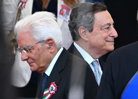 Sergio Mattarella und Mario Draghi führten ein einstündiges Krisengespräch vor dem Rücktritt.