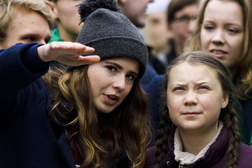Luisa Neubauer mit der schwedischen Klimaschutzaktivistin Greta Thunberg bei einer Fridays-for-Future-Großdemonstration im März 2019. 