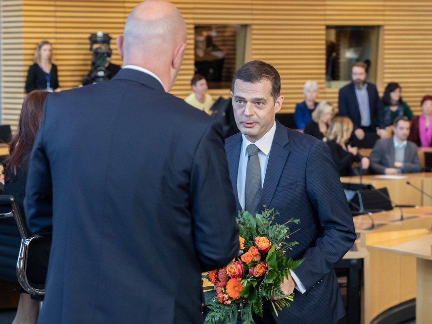 Mohring (rechts) gratulierte Kemmerich nach seiner Wahl zum Ministerpräsidenten. Überrascht war er von dessen Wahl nicht.