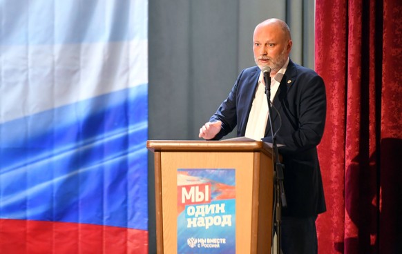 Ukraine Russia Military Operation Referendum 8278573 20.09.2022 Vladimir Rogov, a member of the Main Council of the Zaporizhyzhia region military-civil administration, delivers a speech during a meeti ...