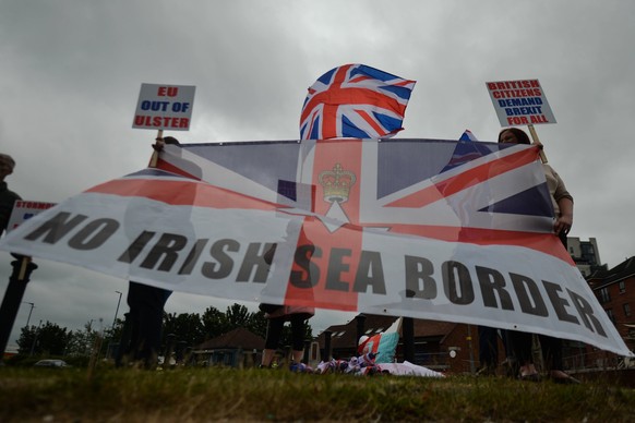 Loyalist Protest Against The Northern Ireland Protocol A group of Loyalists holds a protest against the Northern Ireland Protocol at the entrance to Belfast Harbour. On Saturday, 03 July 2021, in Belf ...