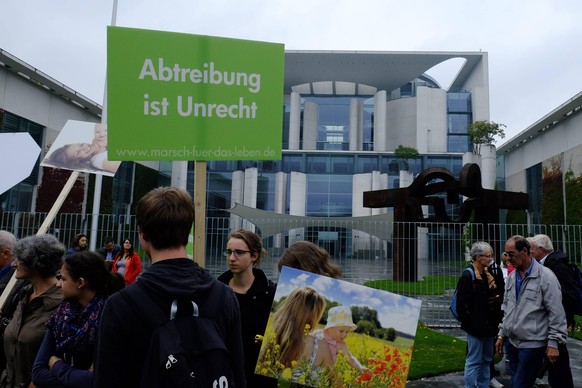"Abtreibungsgegner" beim "Marsch für das Leben" in Berlin.