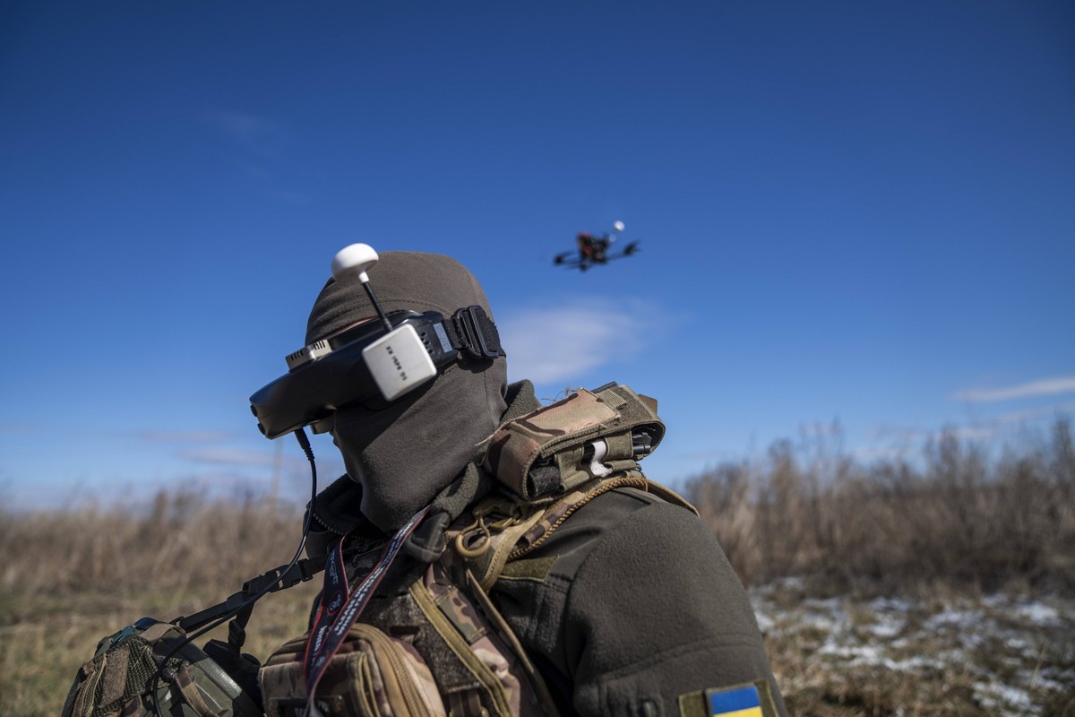 Ukrainian soldiers conduct final tests on BC Kamikaze drones before sending them to the frontline KHARKIV REGION, UKRAINE - MARCH 19: A soldier from the 42nd Brigade s kamikaze drone unit controls a B ...