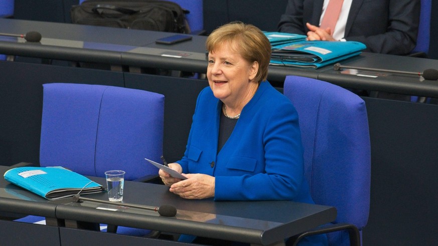 Berlin GER, Berlin, 13.05.20, Befragung der Bundesregierung Dr Angela Merkel - BK - CDU, Befragung der Bundesregierung im Deutschen Bundestag, 13.05.2020, *** Berlin GER, Berlin, 13 05 20, Federal Gov ...