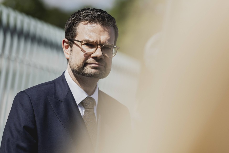 Marco Buschmann FDP, Bundesminister der Justiz, aufgenommen im Rahmen eines Pressestatements zum Selbstbestimmungsgesetz nach der Sitzung des Kabinetts in Berlin, 23.08.2023. Berlin Deutschland *** Ma ...