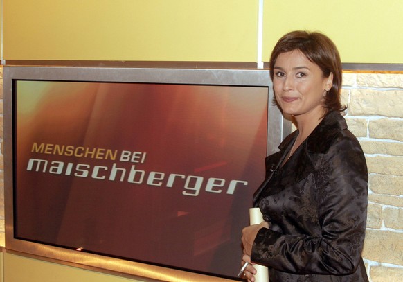 Fernsehmoderatorin Sandra Maischberger (GER) anlässlich der ARD-Talkshow - Menschen bei Maischberger - in Köln